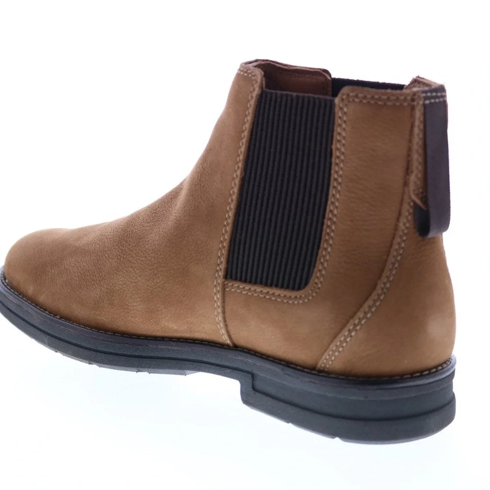 NEW!! Men’s Clarks Banning Limit Tan Nubuck Chelsea Boot Size 7M